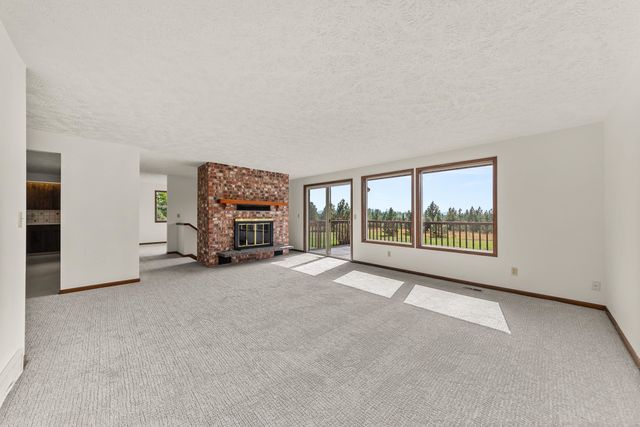 19825 N Hwy 395, Colbert, WA 99005