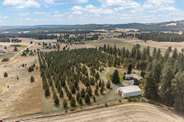 19825 N Hwy 395, Colbert, WA 99005