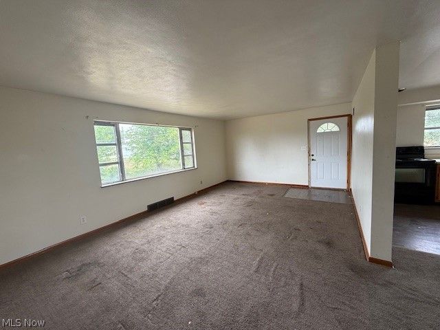 129 Reichart Avenue, Wintersville, OH 43953