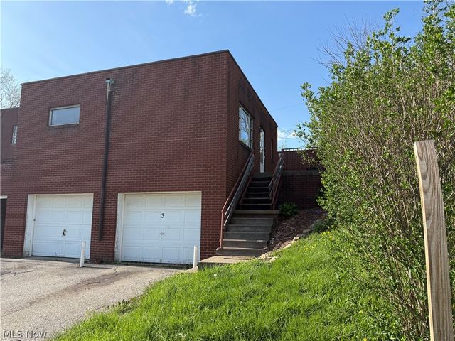 129 Reichart Avenue, Wintersville, OH 43953