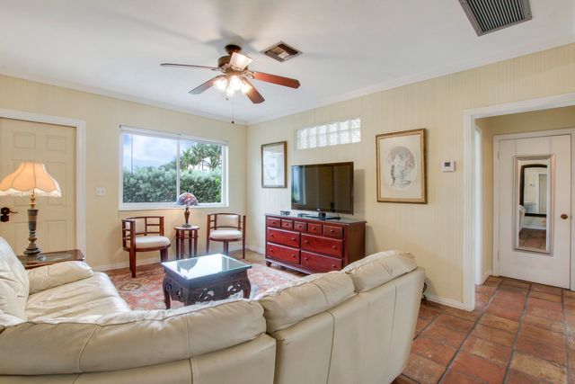 101 INLET Way 2, West Palm Beach, FL 33404
