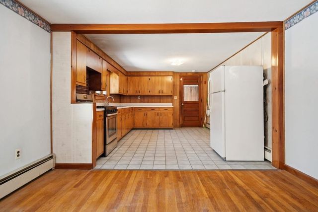 434 South Main Street, Newport, NH 03773