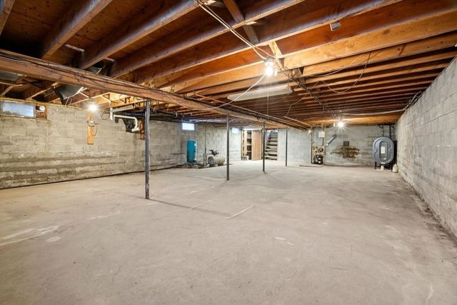 434 South Main Street, Newport, NH 03773