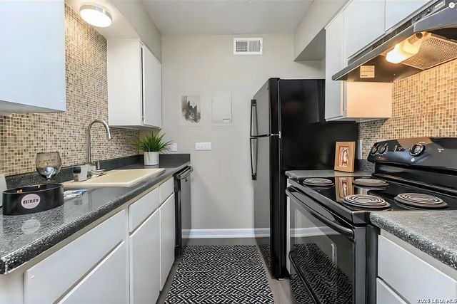 3001 JANE LN # 1206, Haltom City, TX 76117
