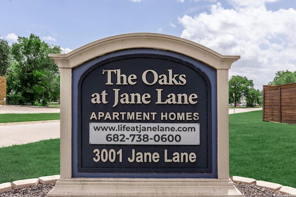 3001 JANE LN # 1206, Haltom City, TX 76117