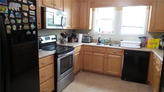 186 Railroad Avenue, Lula, GA 30554