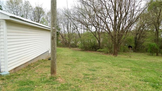 186 Railroad Avenue, Lula, GA 30554