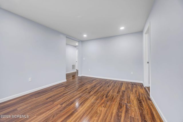 456 Girard Avenue, Franklin Twp, NJ 08873