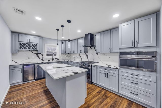 456 Girard Avenue, Franklin Twp, NJ 08873