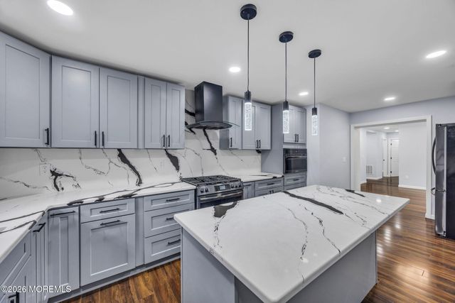 456 Girard Avenue, Franklin Twp, NJ 08873