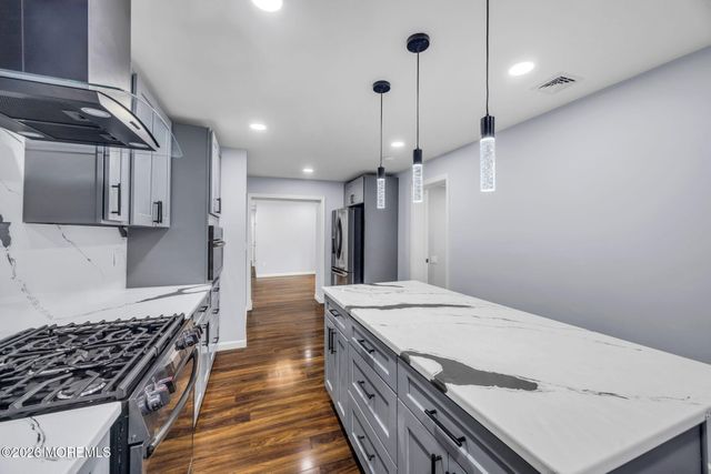456 Girard Avenue, Franklin Twp, NJ 08873