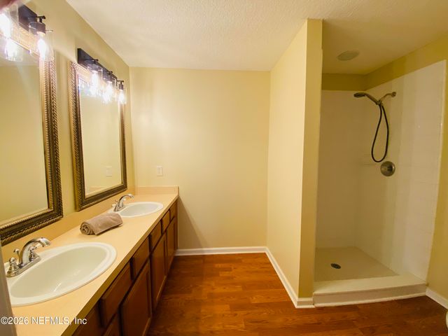 13715 RICHMOND PARK Drive 708, Jacksonville, FL 32224