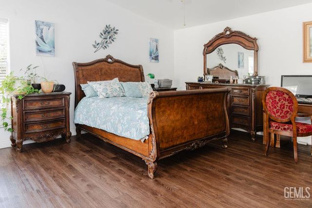 10008 Atakapa Avenue, Bakersfield, CA 93312