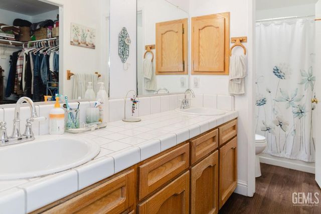 10008 Atakapa Avenue, Bakersfield, CA 93312