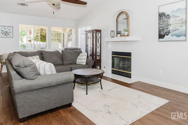 10008 Atakapa Avenue, Bakersfield, CA 93312