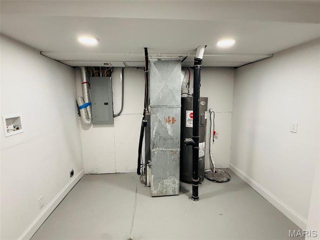 23 Islander Drive, Brighton, IL 62012