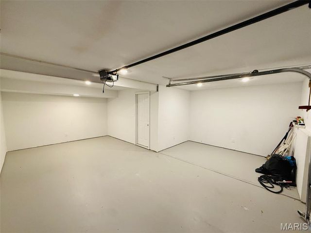 23 Islander Drive, Brighton, IL 62012