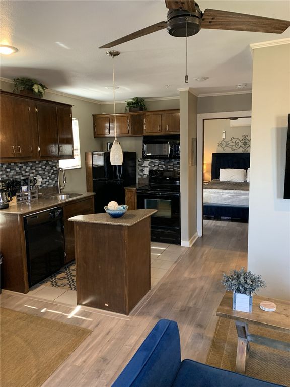 5969 Lewis Street 303, Dallas, TX 75206