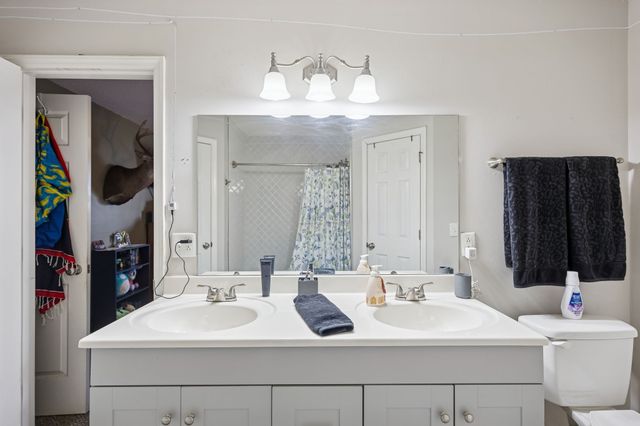 1815 Thompson Rd, Murfreesboro, TN 37128