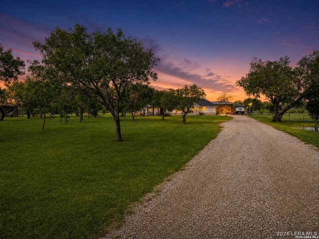 209 Gentle Breeze, Floresville, TX 78114