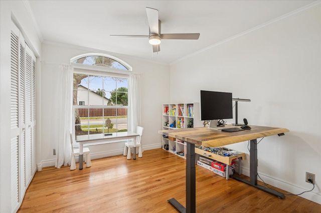 401 Barbri Lane, Davie, FL 33325