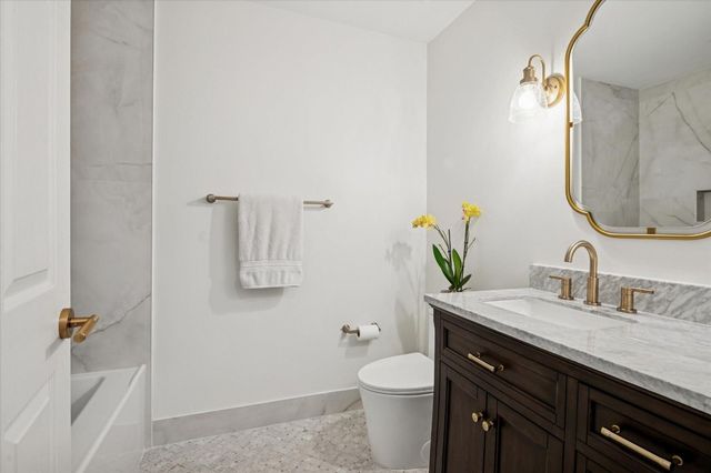 401 Barbri Lane, Davie, FL 33325