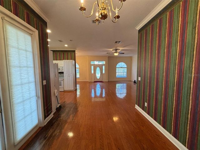 205 LAKE REGION BOULEVARD S, Winter Haven, FL 33881