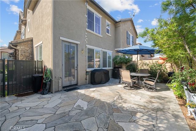 19415 Opal Lane, Saugus, CA 91350
