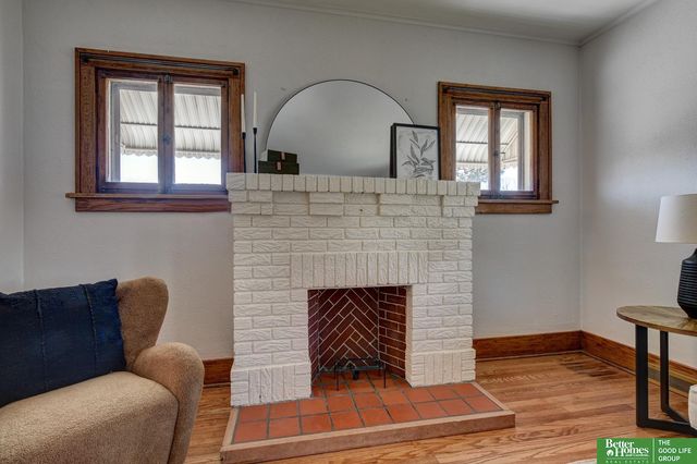 1525 S 25 Avenue, Omaha, NE 68105