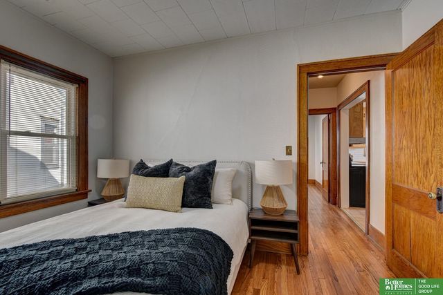 1525 S 25 Avenue, Omaha, NE 68105