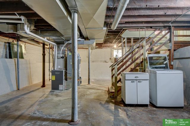 1525 S 25 Avenue, Omaha, NE 68105