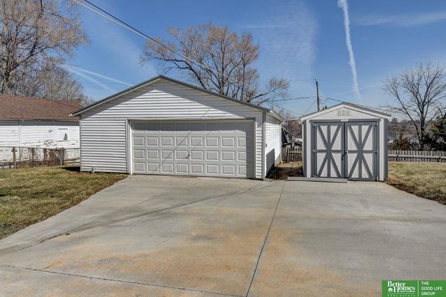 1525 S 25 Avenue, Omaha, NE 68105