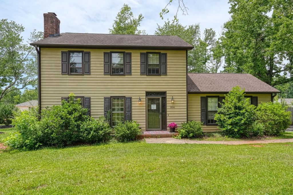 304 Sundance Way, Spartanburg, SC 29302