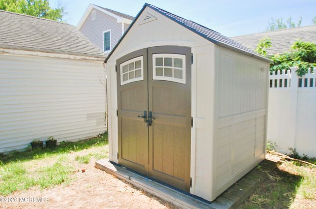131 Laurel Avenue, Hazlet, NJ 07734