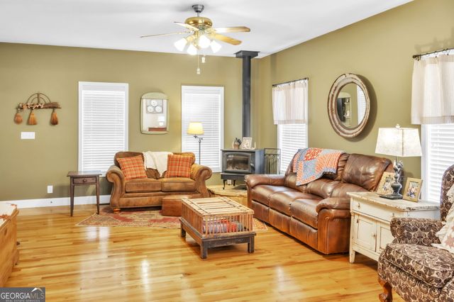 910 Wheeler Road, Demorest, GA 30535