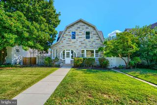 2220 LAKE AVE, Baltimore, MD 21213