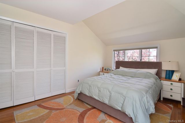 74 Kensington Road, Bronxville, NY 10708