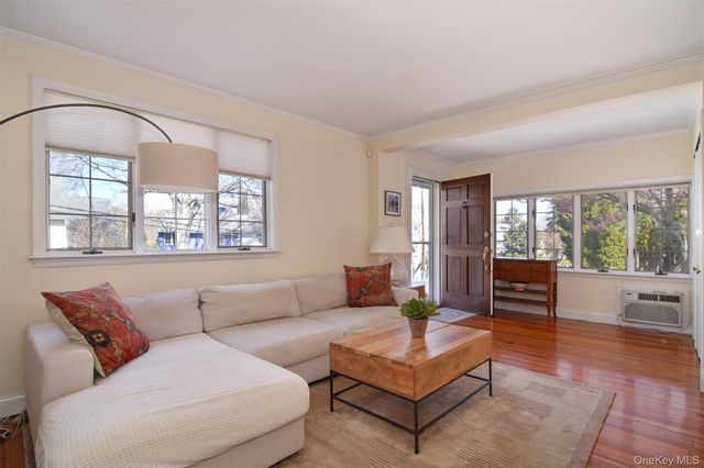 74 Kensington Road, Bronxville, NY 10708