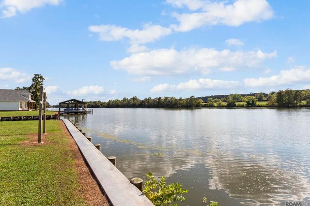 116 Pier 19 Dr, Pierre Part, LA 70339