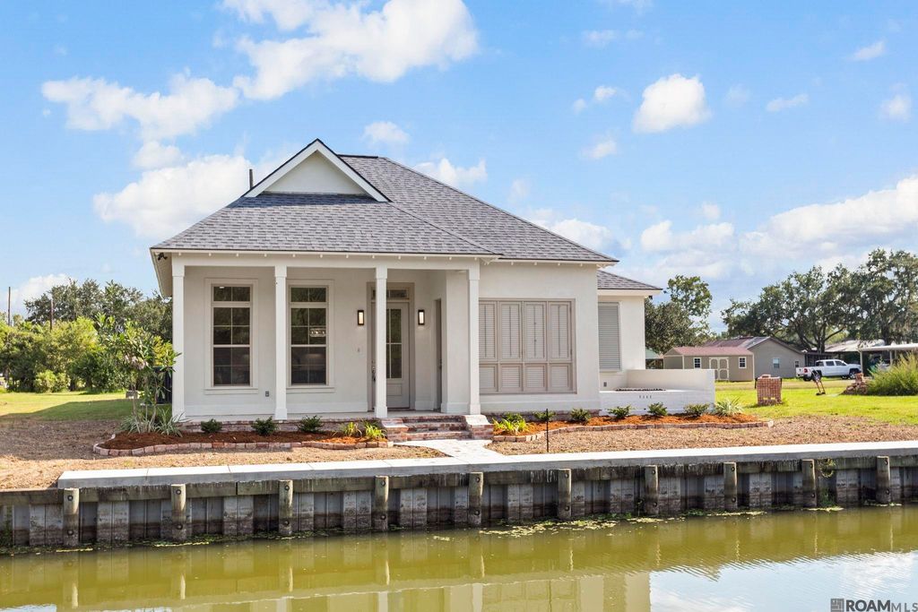 116 Pier 19 Dr, Pierre Part, LA 70339