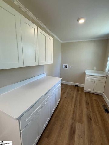 208 Glenwood Avenue, Anderson, SC 29625