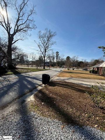 208 Glenwood Avenue, Anderson, SC 29625