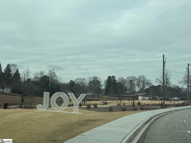 208 Glenwood Avenue, Anderson, SC 29625