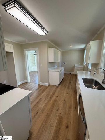 208 Glenwood Avenue, Anderson, SC 29625