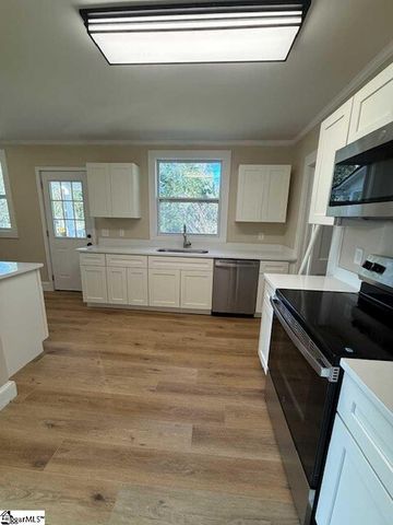 208 Glenwood Avenue, Anderson, SC 29625