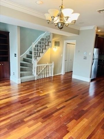 650 E 6th St 2, Boston, MA 02127