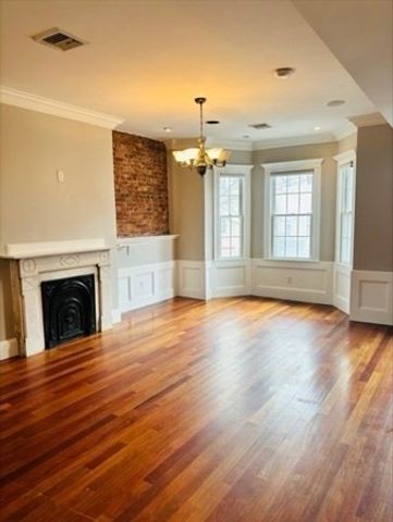 650 E 6th St 2, Boston, MA 02127