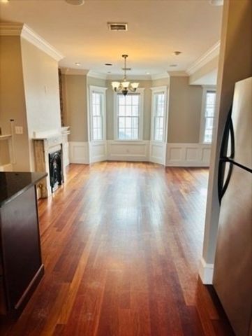 650 E 6th St 2, Boston, MA 02127