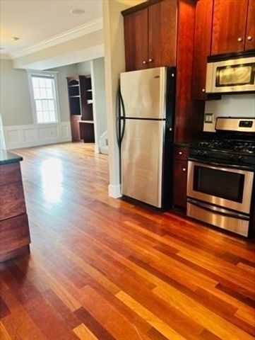 650 E 6th St 2, Boston, MA 02127