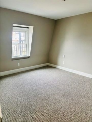 650 E 6th St 2, Boston, MA 02127